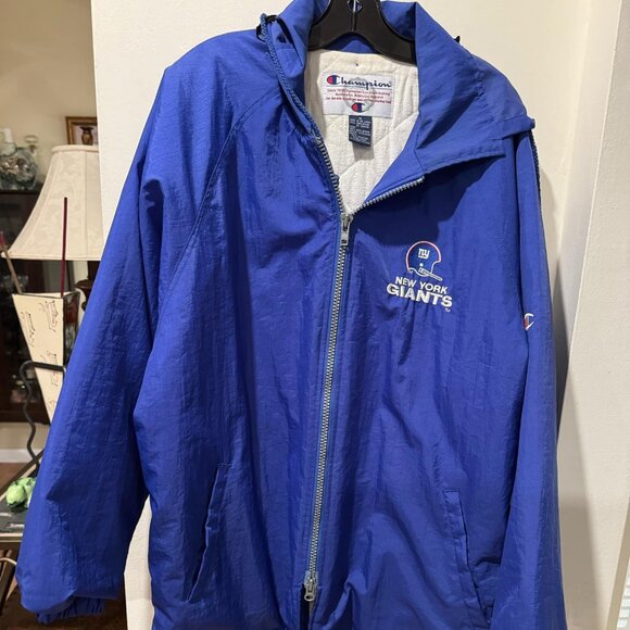**Official Licensed Champion NY Giants Vintage Stadium Jacket – Size Medium**